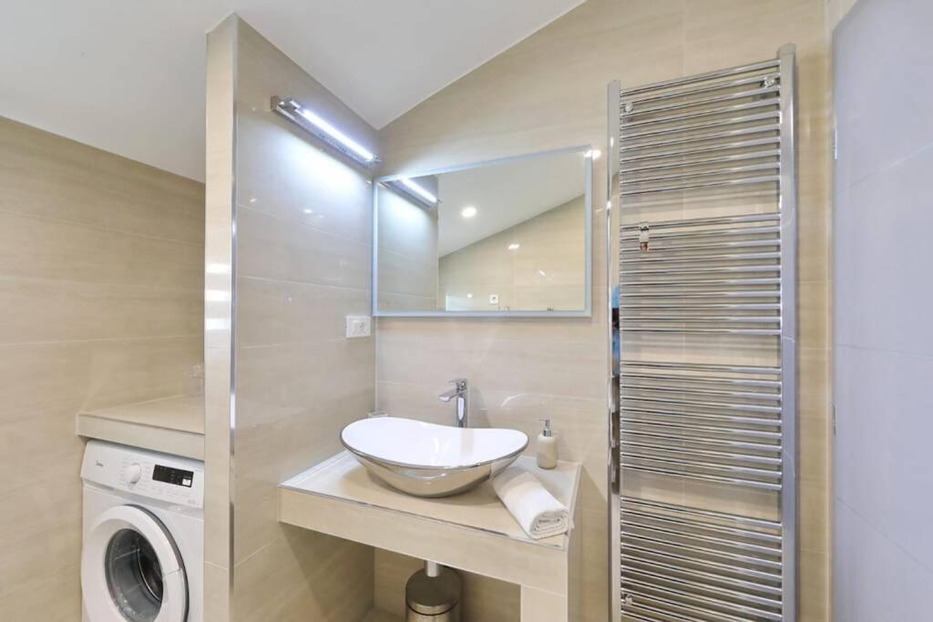 Apartman Chiara Galovac  Εξωτερικό φωτογραφία