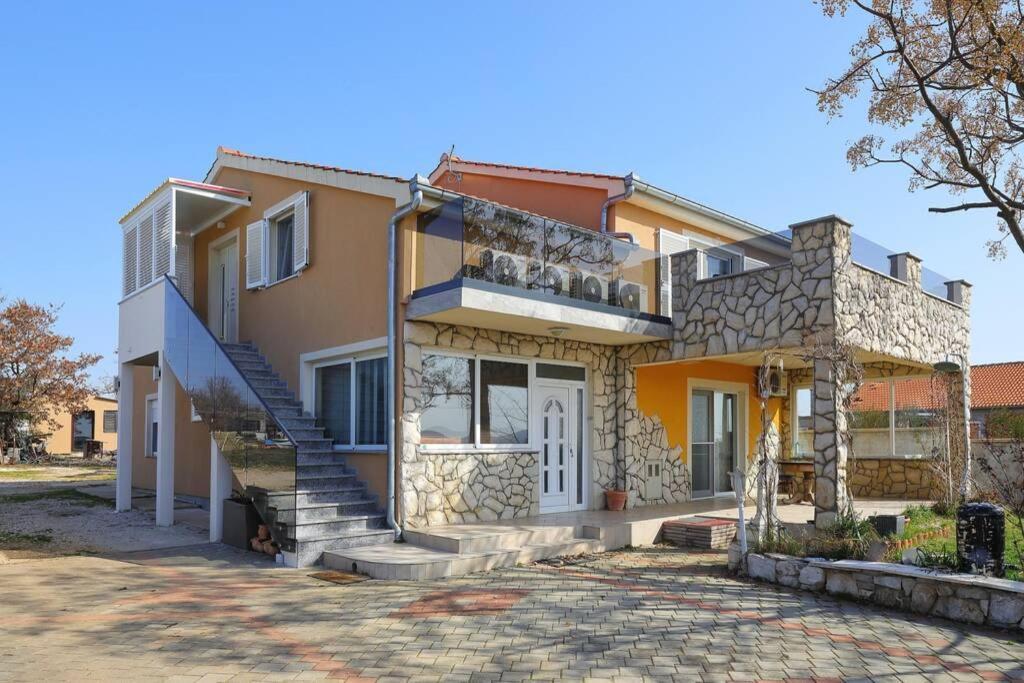 Apartman Chiara Galovac  Εξωτερικό φωτογραφία